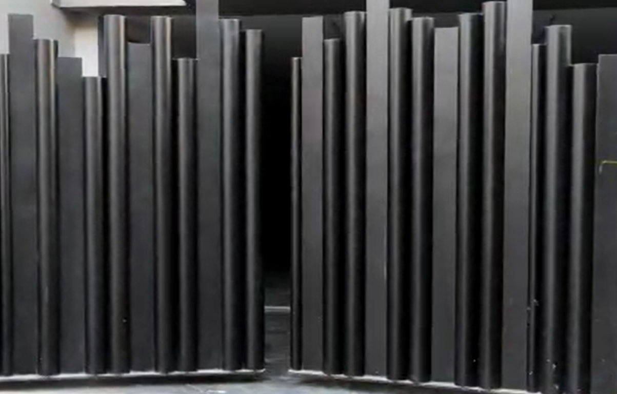 Trackless sliding – no ground rail